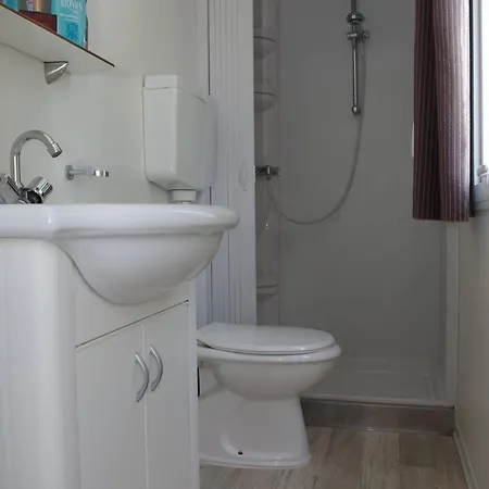 Camping Kato Alissos キャンプ場 Káto Alissós